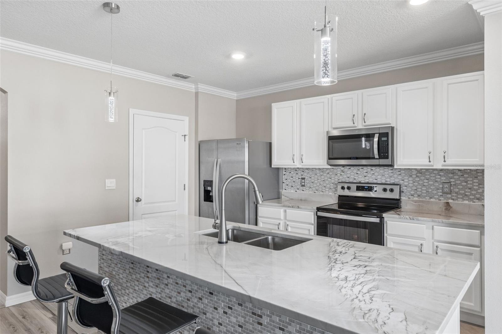 EDEN HILLS - Residential