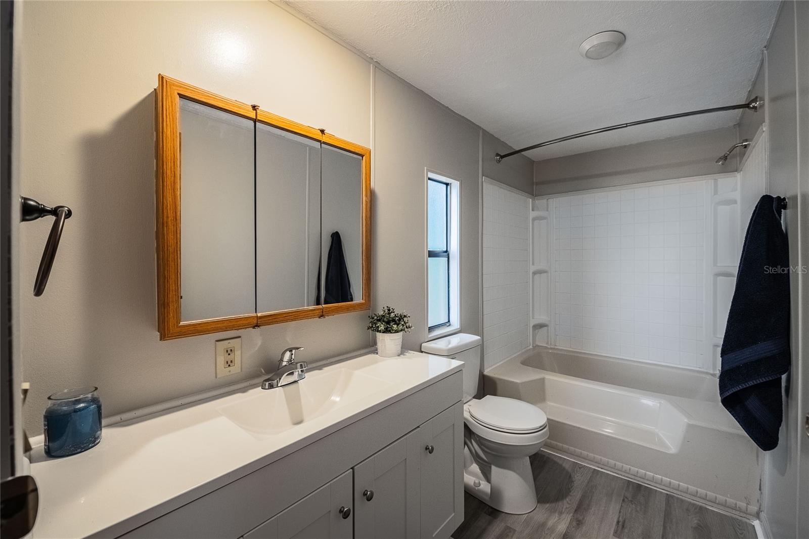 COUNTRY VIEW ESTATES - Residential