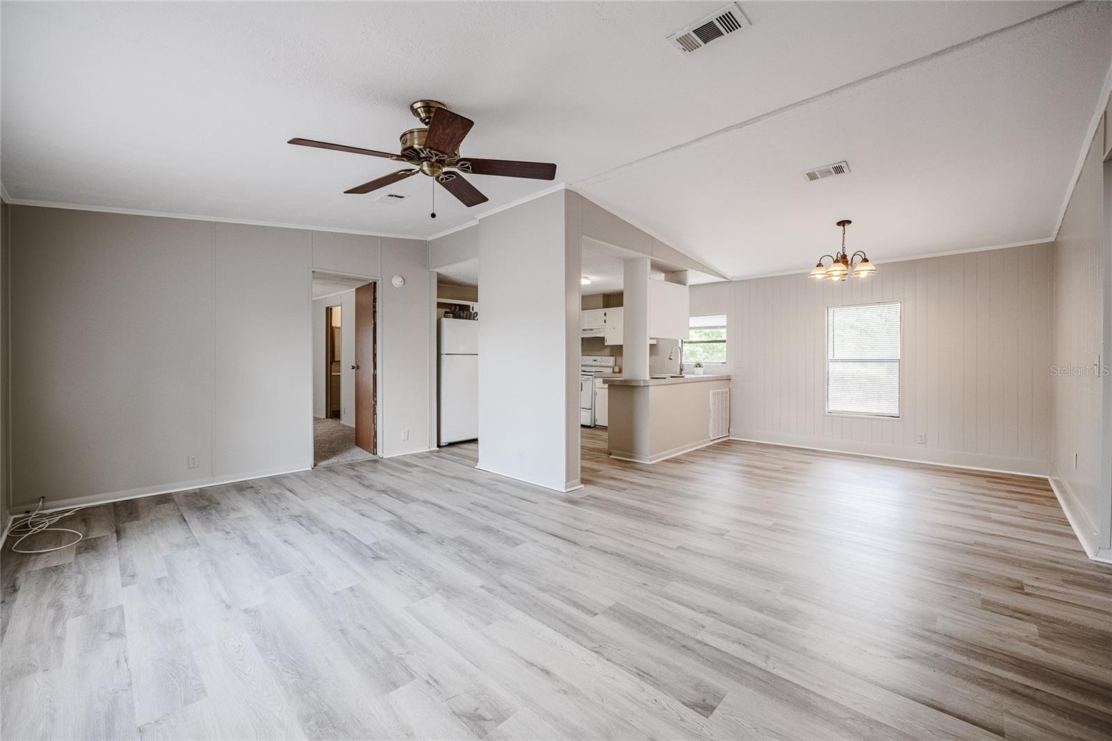 COUNTRY VIEW ESTATES - Residential