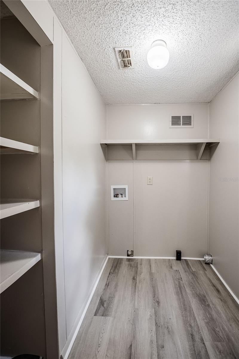 COUNTRY VIEW ESTATES - Residential