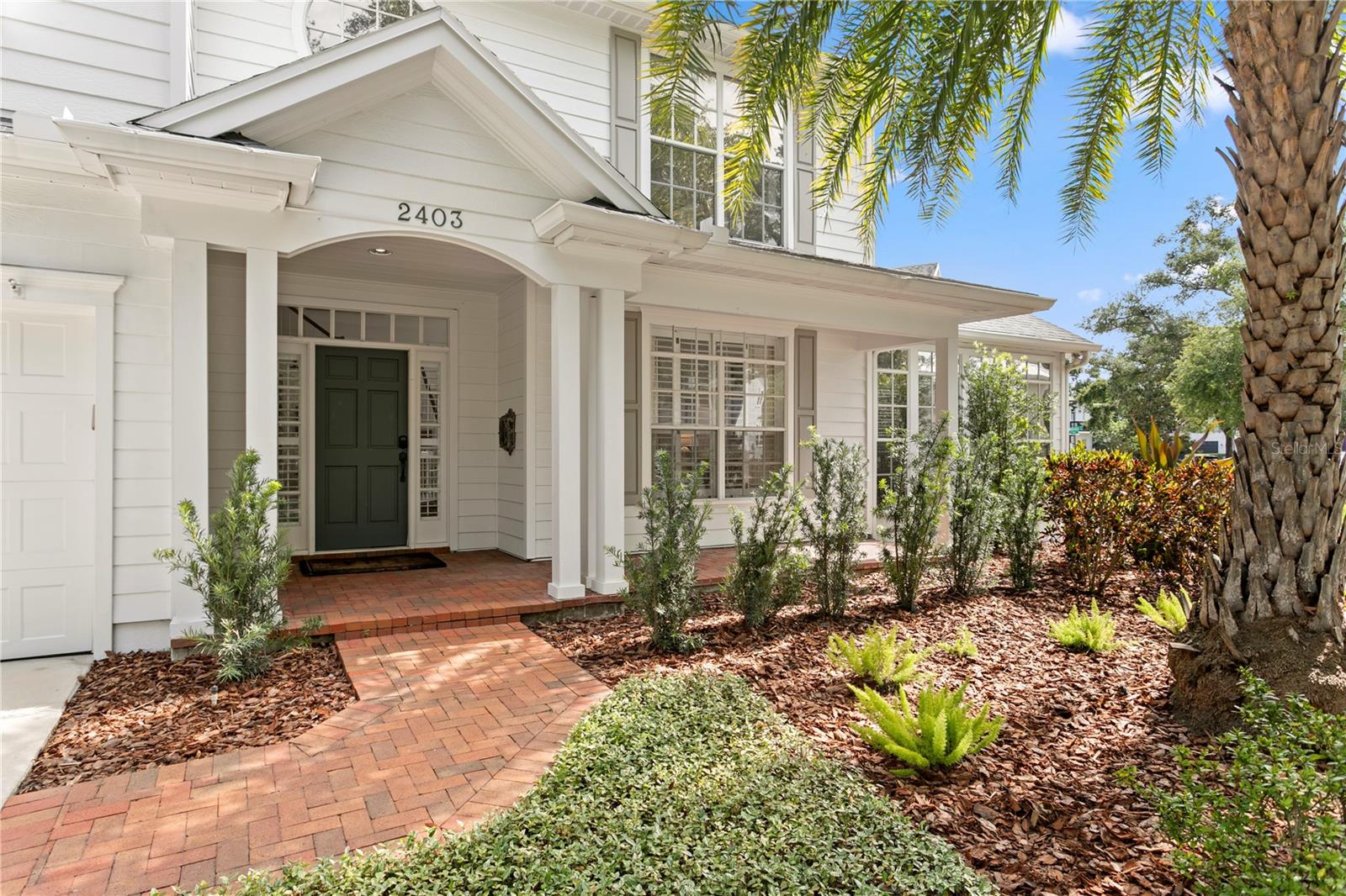 2403 W SUNSET DRIVE