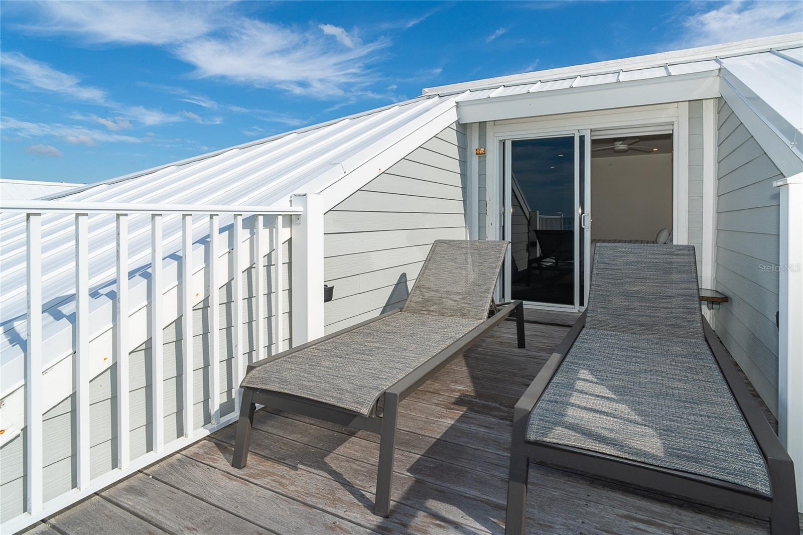 PALM ISLAND VILLAGE BLDG 03 - Residential