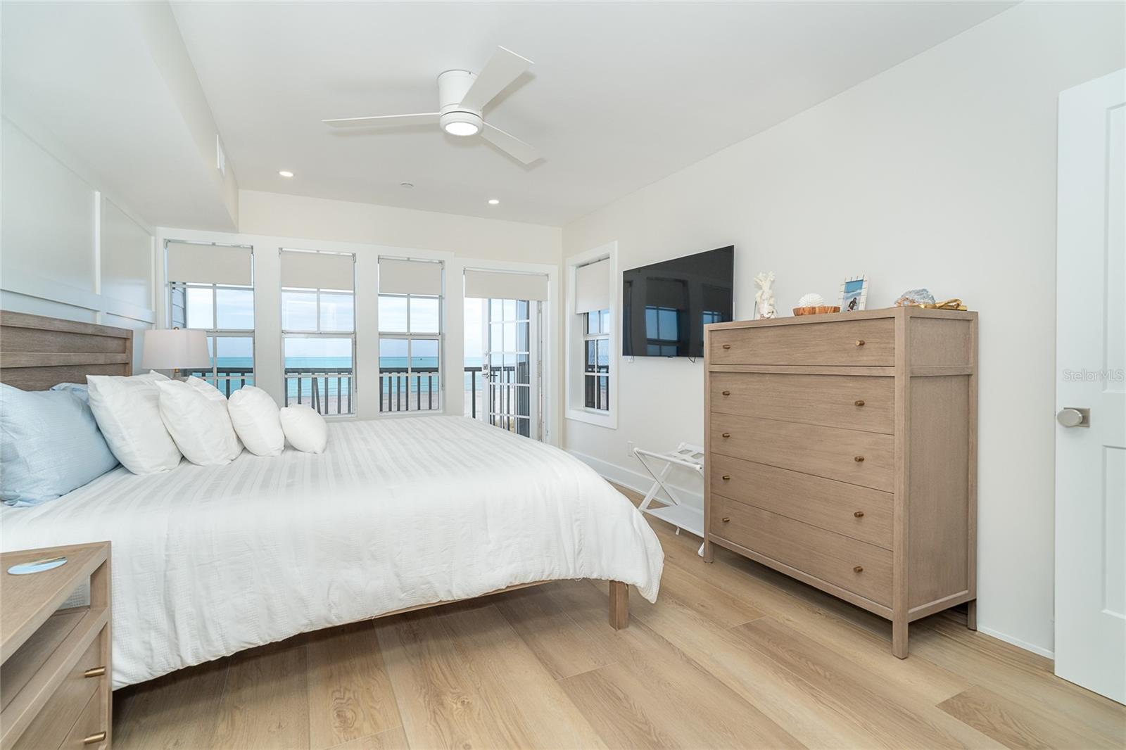 PALM ISLAND VILLAGE BLDG 03 - Residential