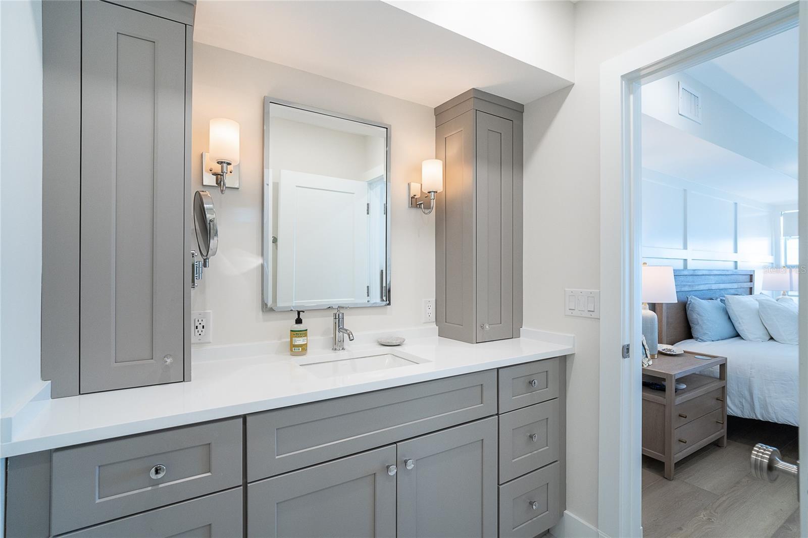 PALM ISLAND VILLAGE BLDG 03 - Residential