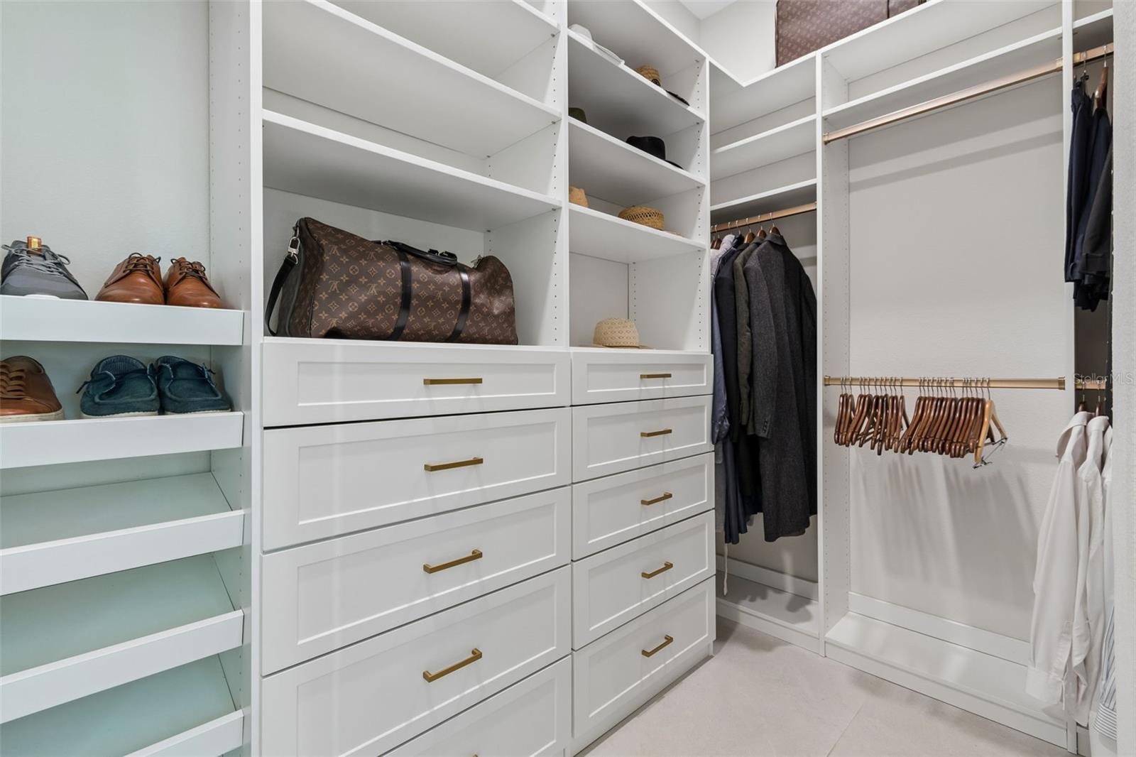 WESTCHASE SECTIONS 302 & 304 - Residential