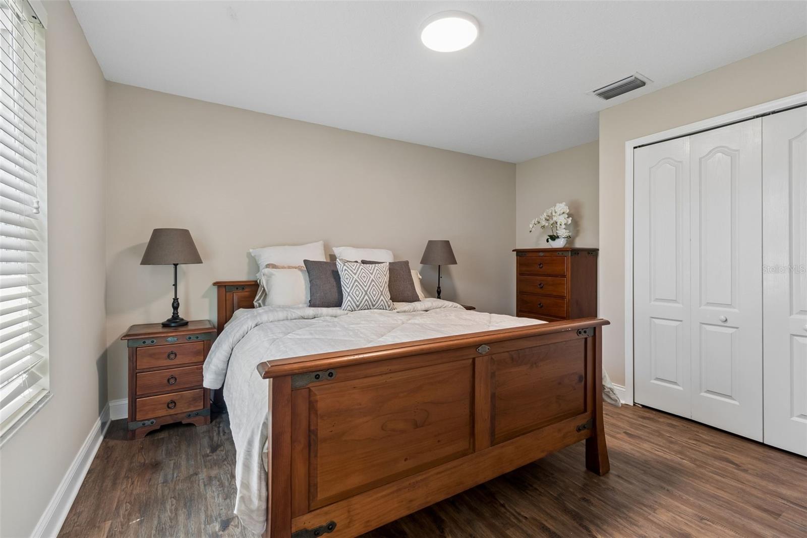 WESTCHASE SECTIONS 302 & 304 - Residential