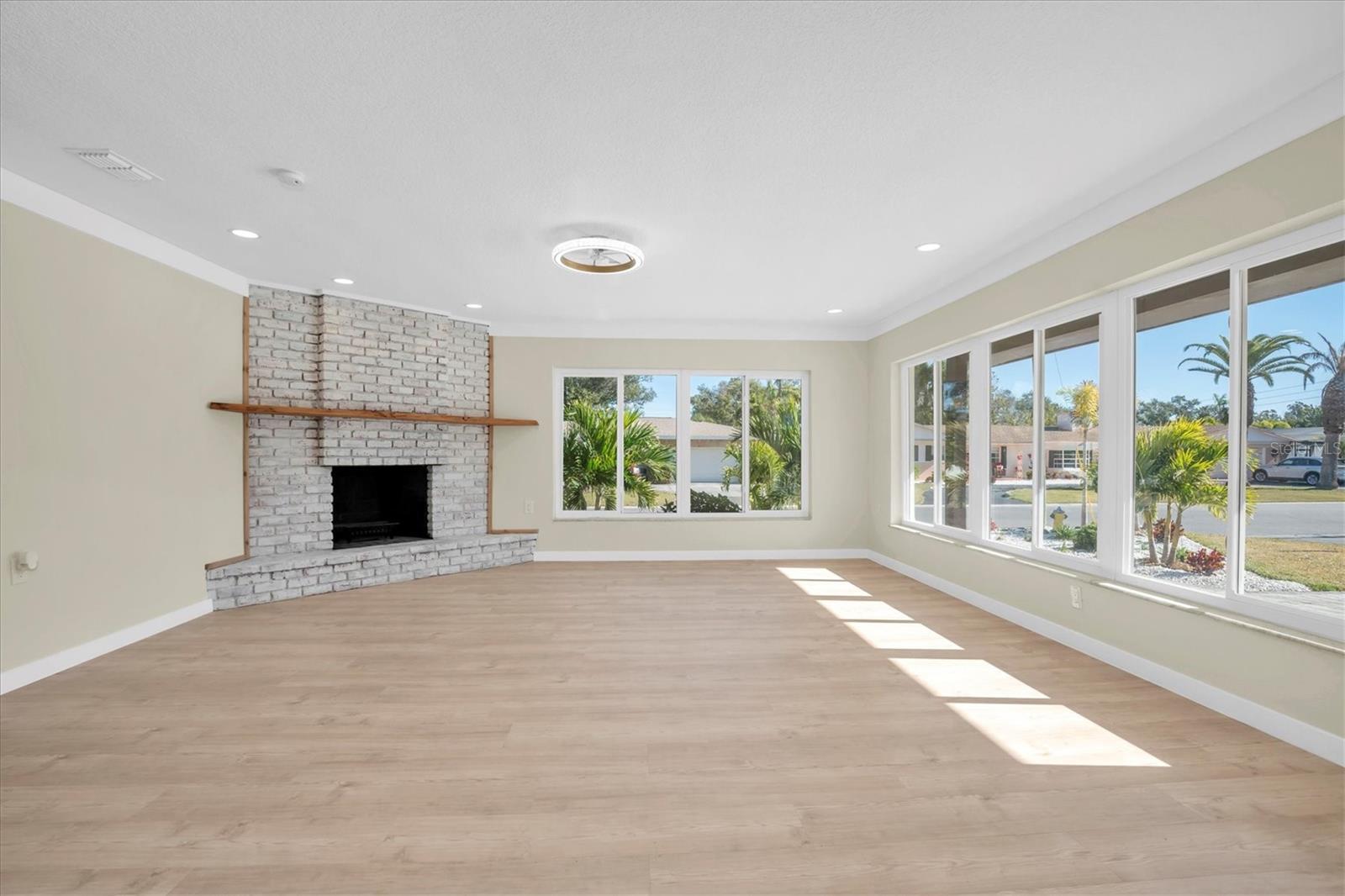 PASADENA GOLF CLUB ESTATES SEC 4 - Residential