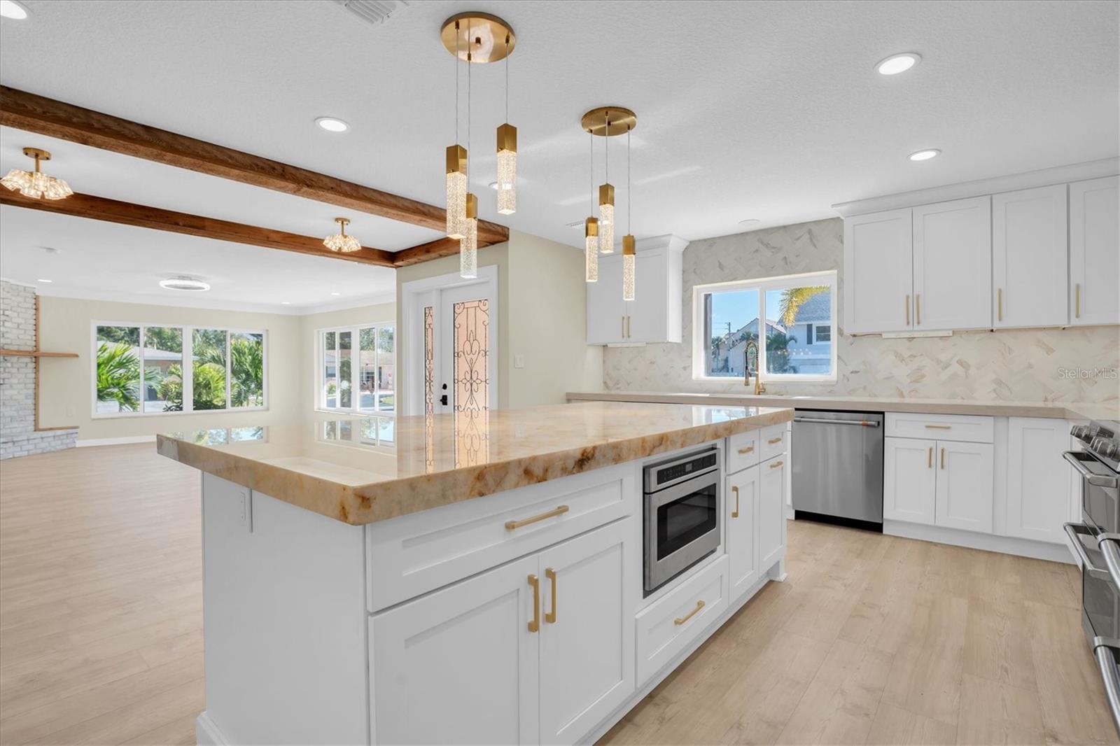 PASADENA GOLF CLUB ESTATES SEC 4 - Residential