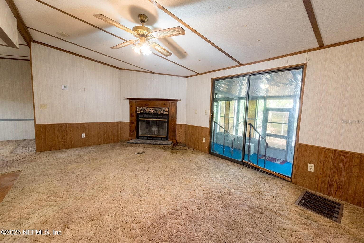 BLUEBERRY HILLS - Residential