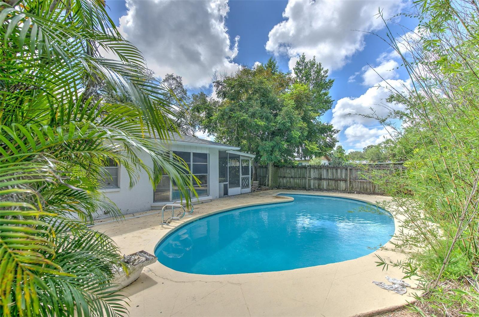 1802 CHERRY RIDGE LANE