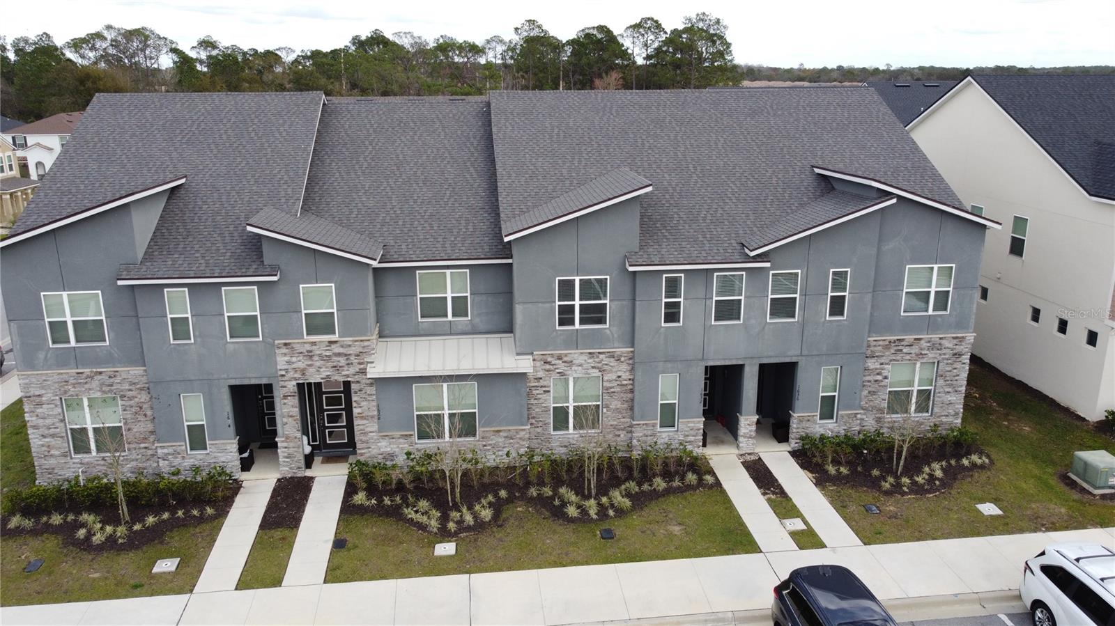 SOLARA RESIDENCE VACATION VILLAS - Residential Lease