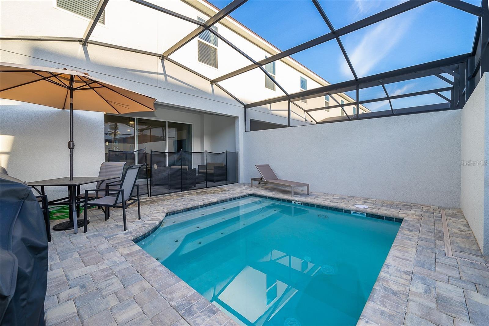 SOLARA RESIDENCE VACATION VILLAS - Residential Lease