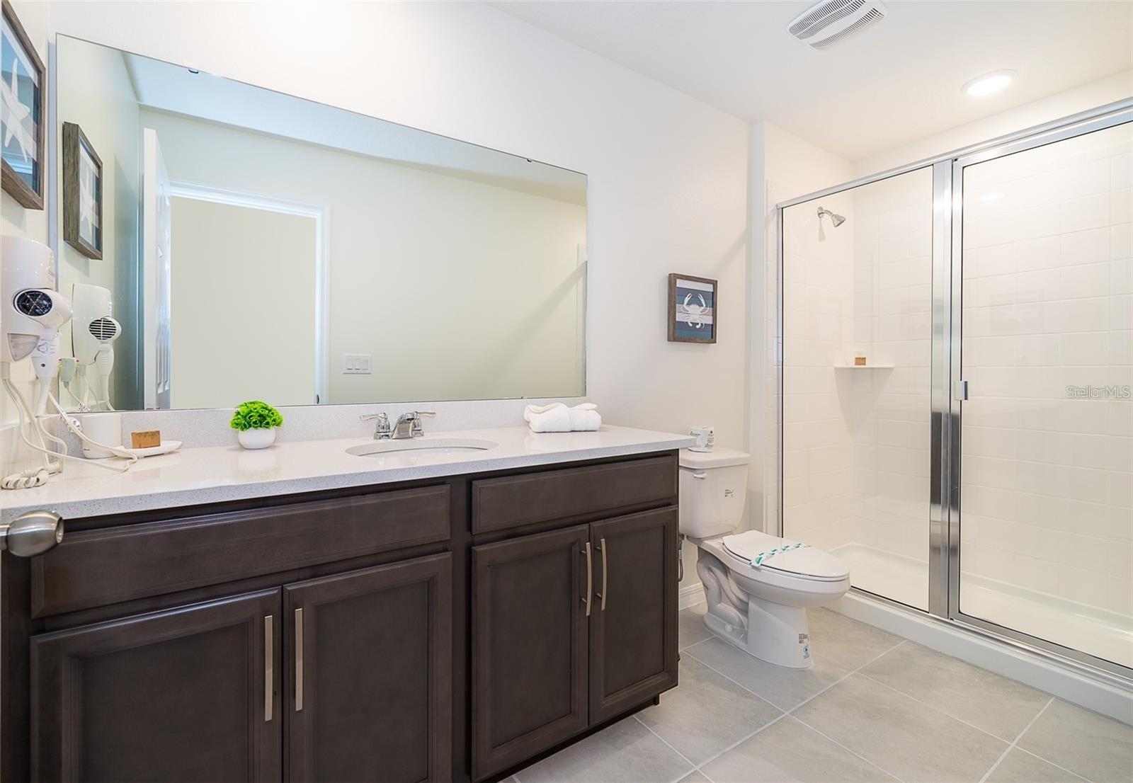 SOLARA RESIDENCE VACATION VILLAS - Residential Lease