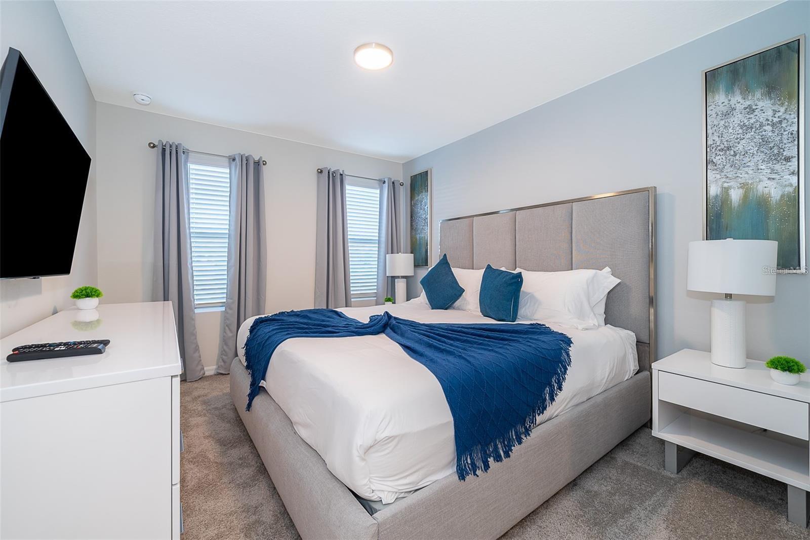 SOLARA RESIDENCE VACATION VILLAS - Residential Lease