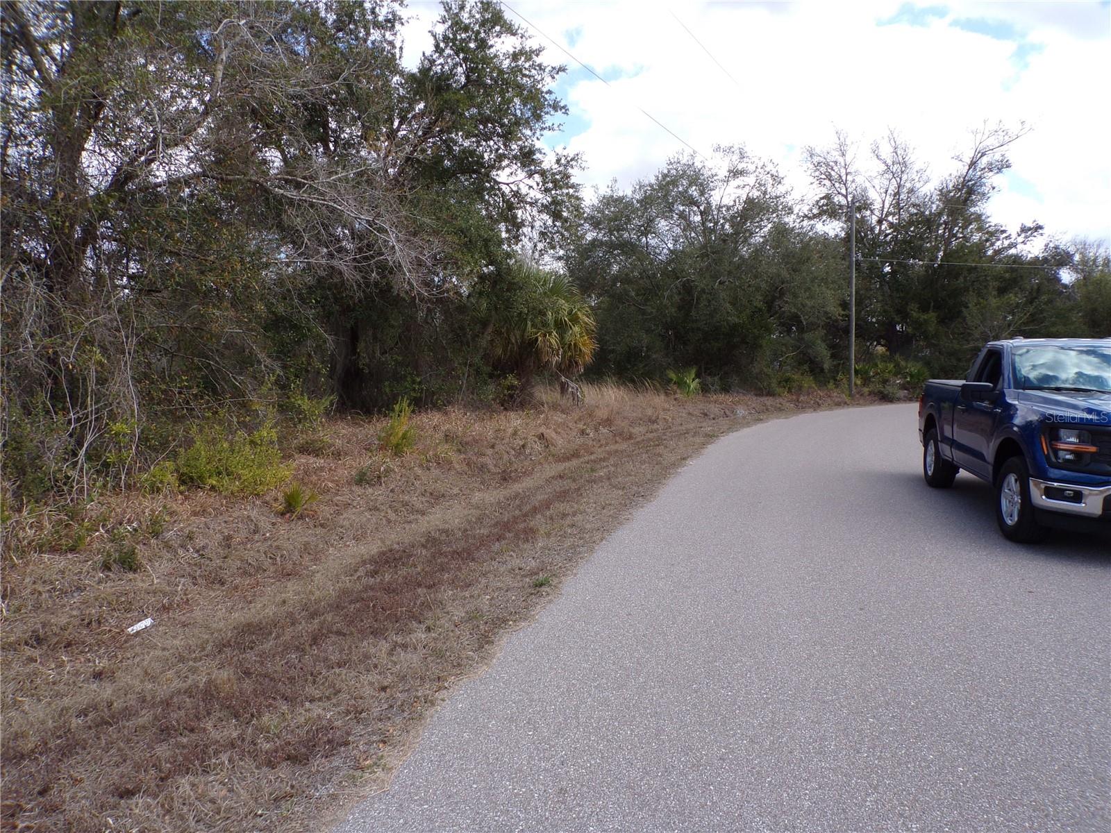 PEACE RIVER SHORES - Land