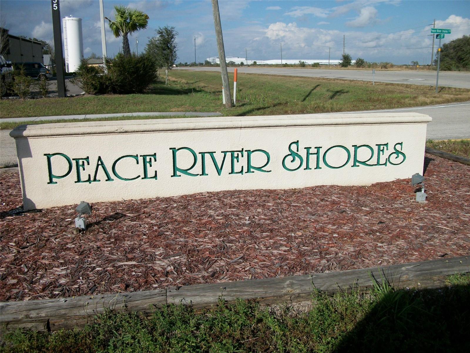 PEACE RIVER SHORES - Land