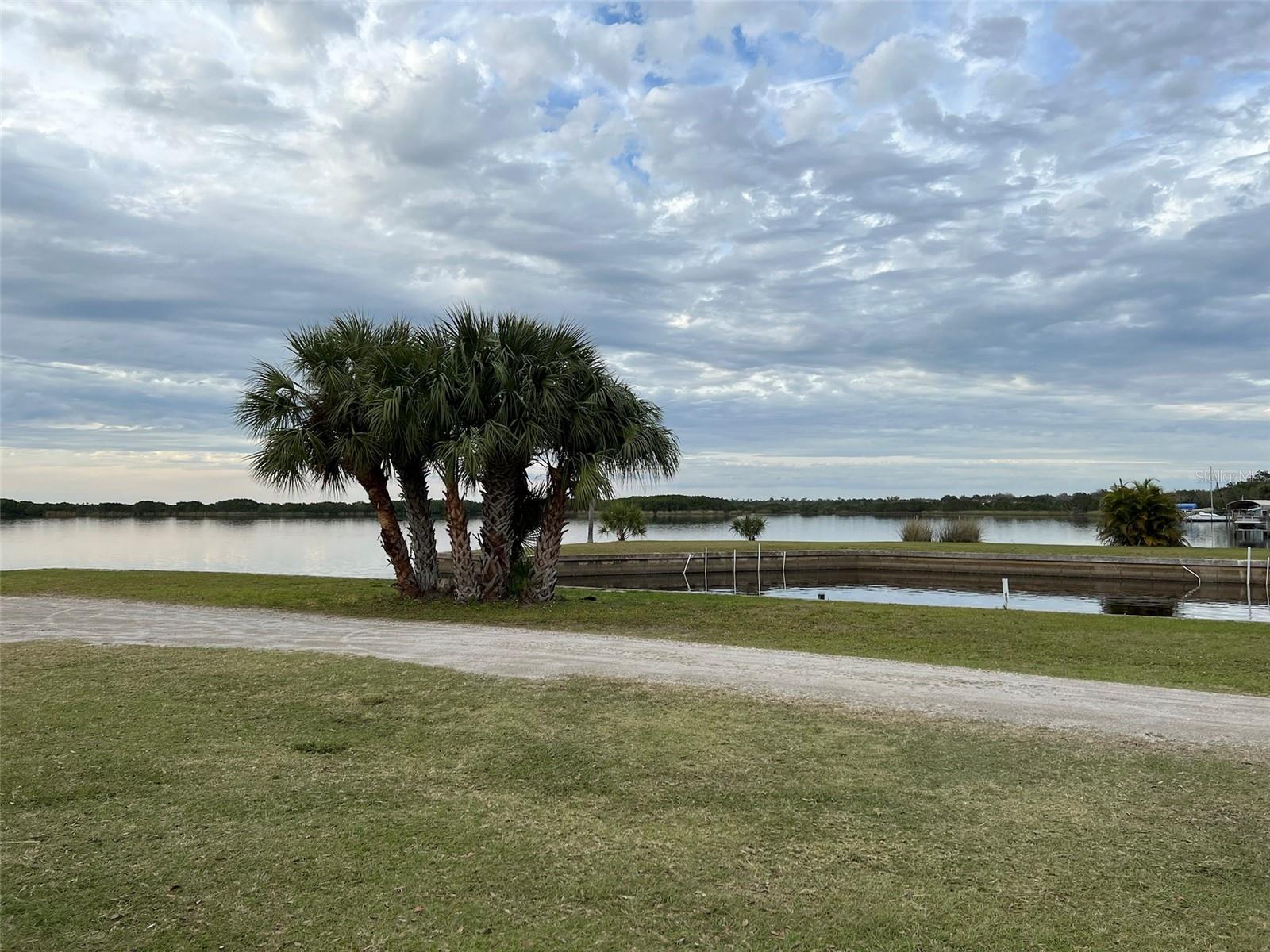 PEACE RIVER SHORES - Land