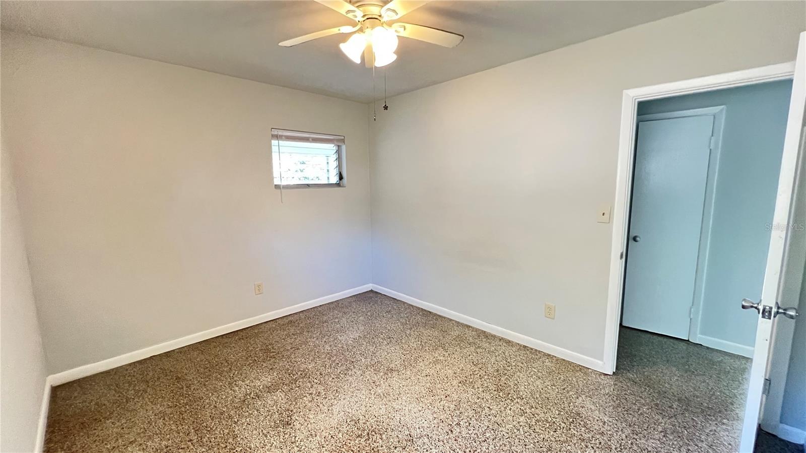 LAKE BELLEAIR - Residential Lease