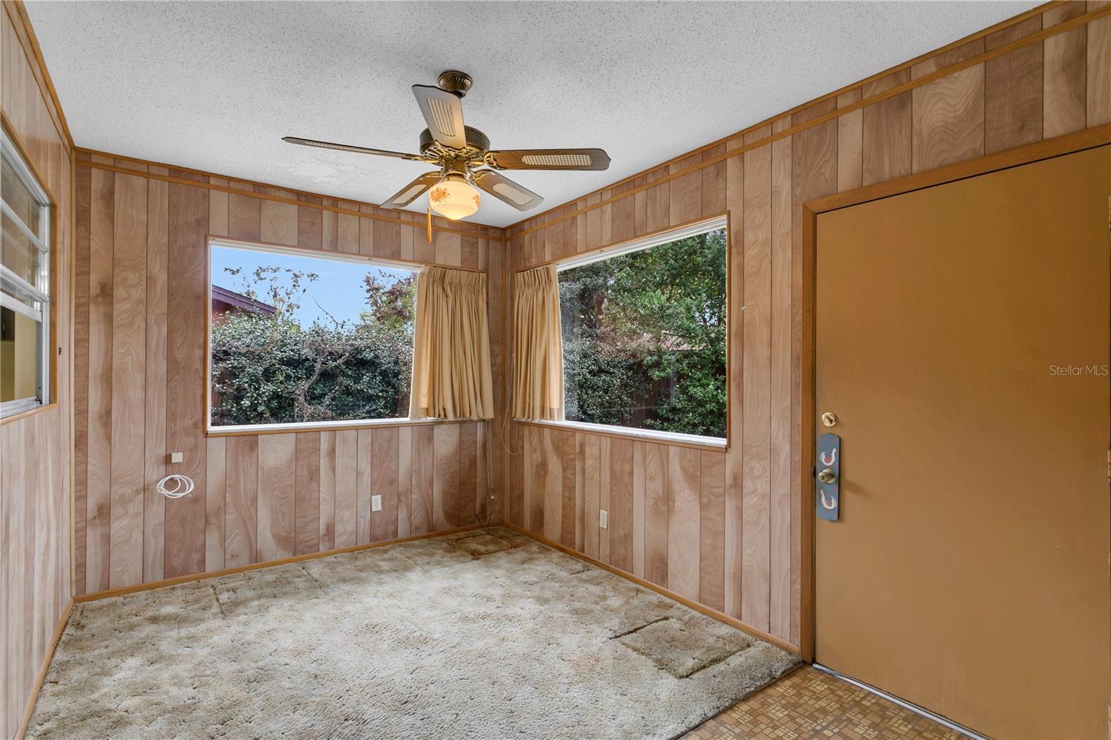 NORTH POINTE - Residential