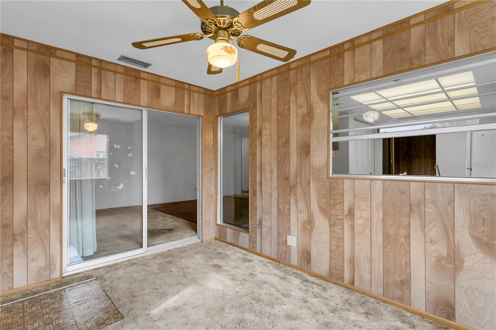 NORTH POINTE - Residential