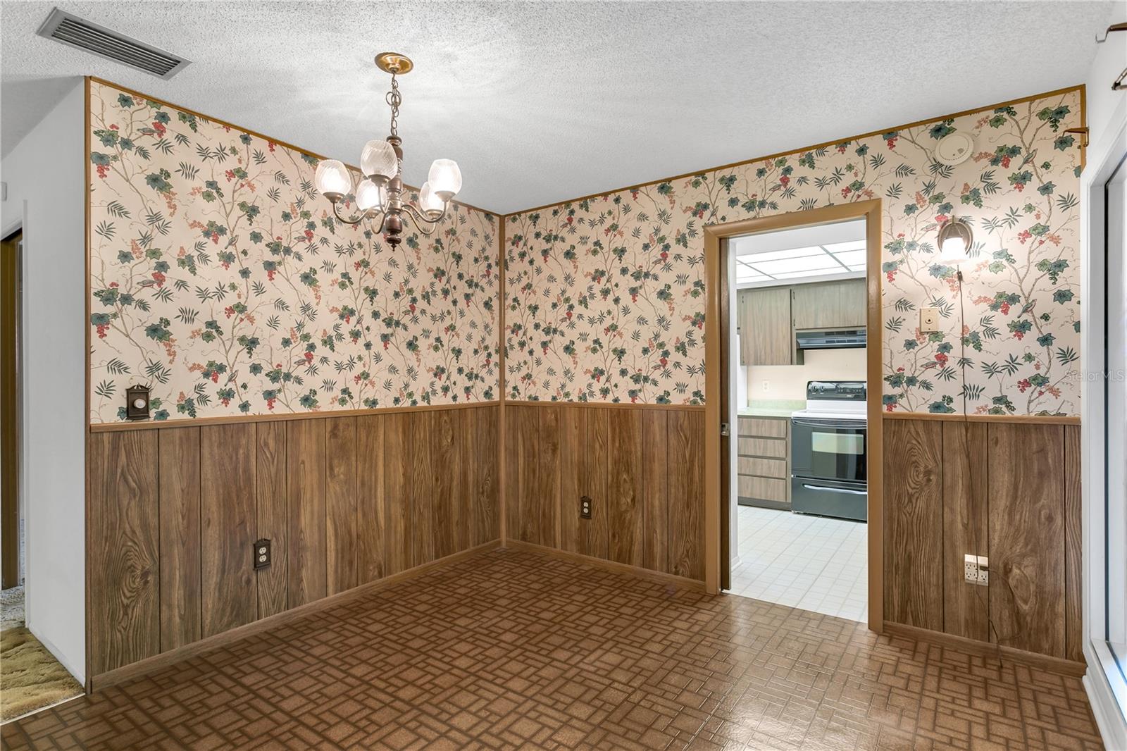 NORTH POINTE - Residential