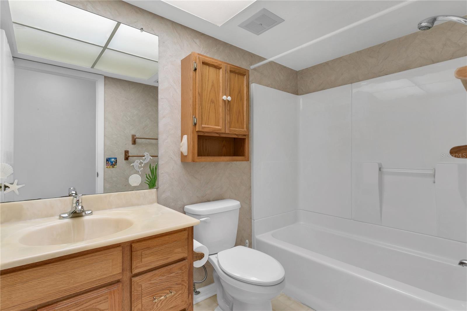 NORTH POINTE - Residential