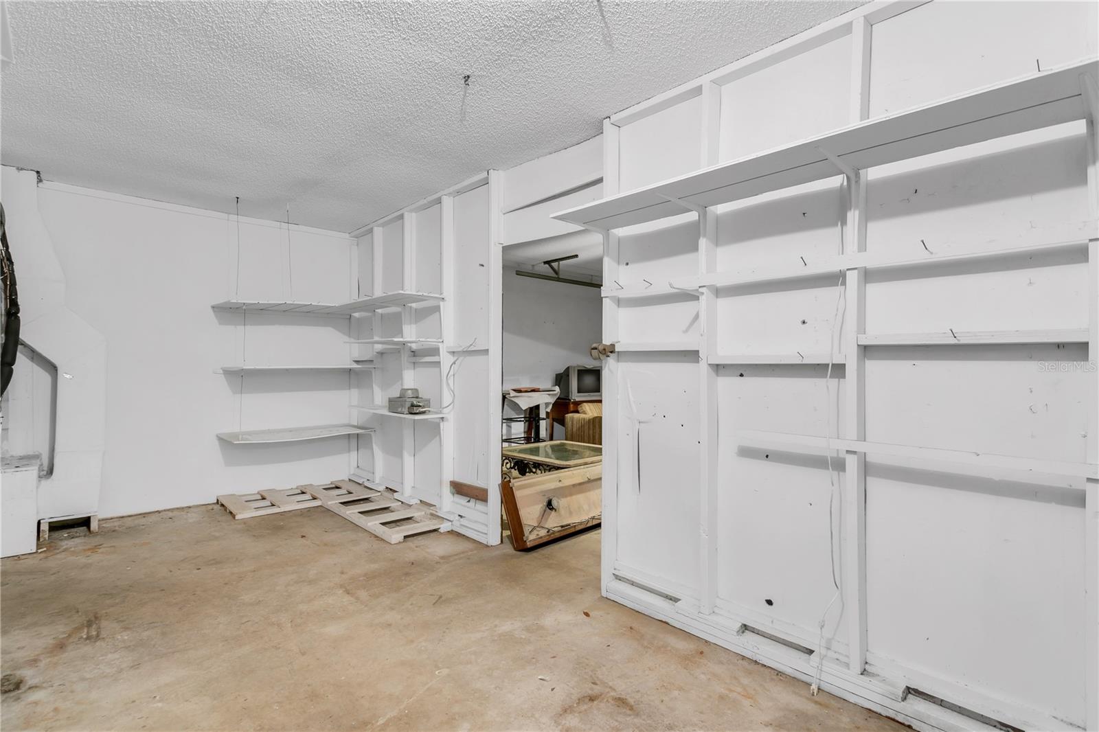 NORTH POINTE - Residential