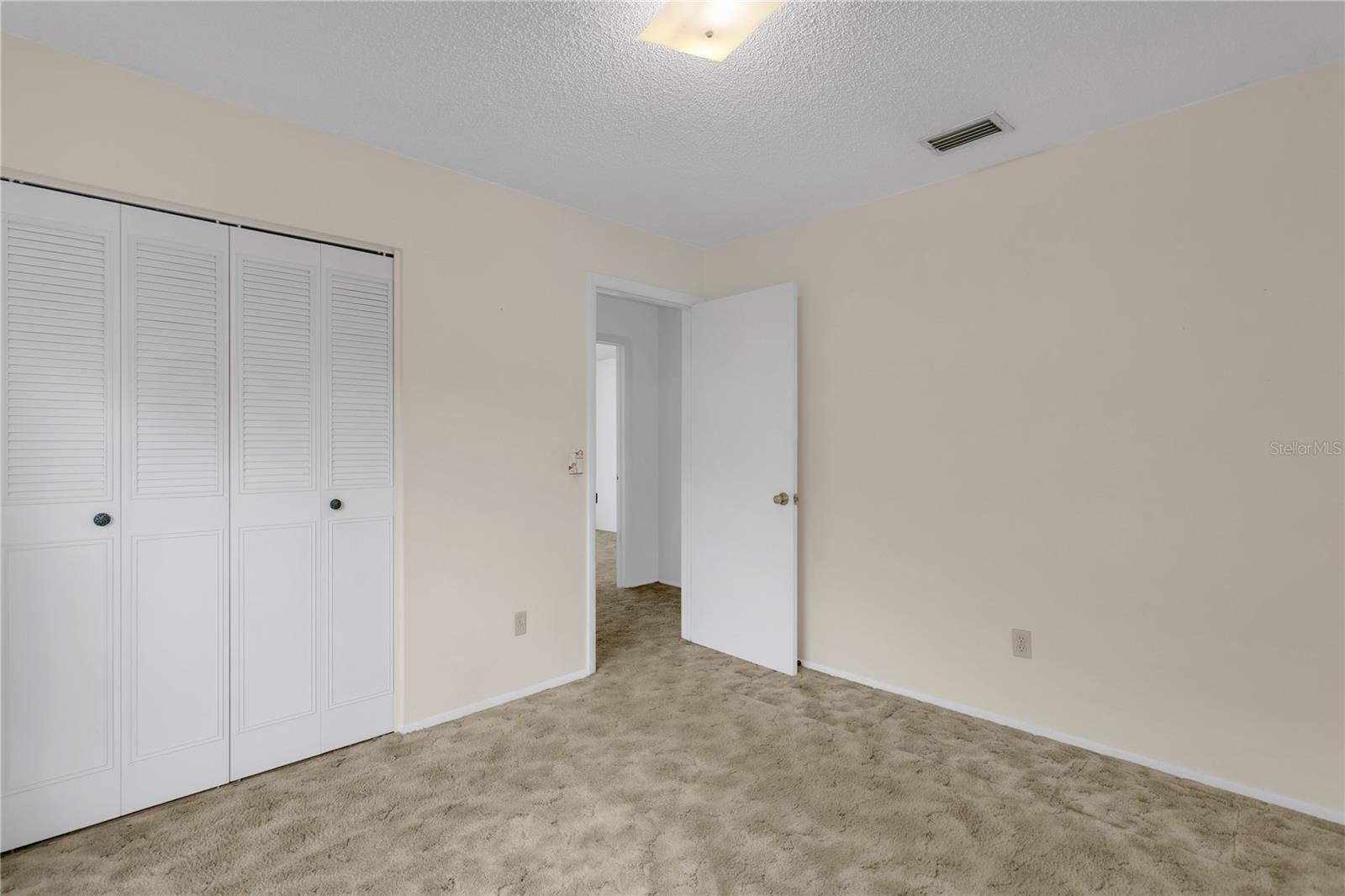 NORTH POINTE - Residential