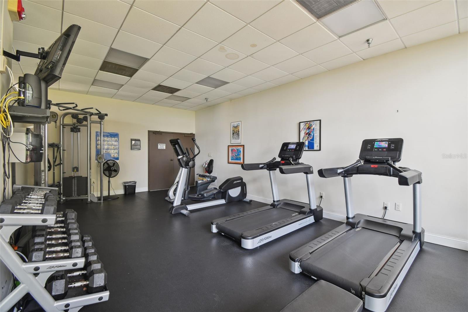 ATRIUM ON THE BAYSHORE A CONDO - Residential Lease