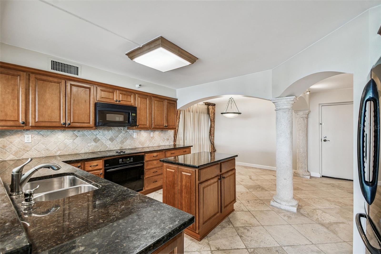 ATRIUM ON THE BAYSHORE A CONDO - Residential Lease