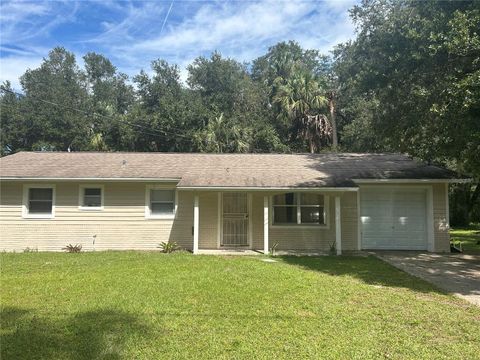 A home in DUNNELLON