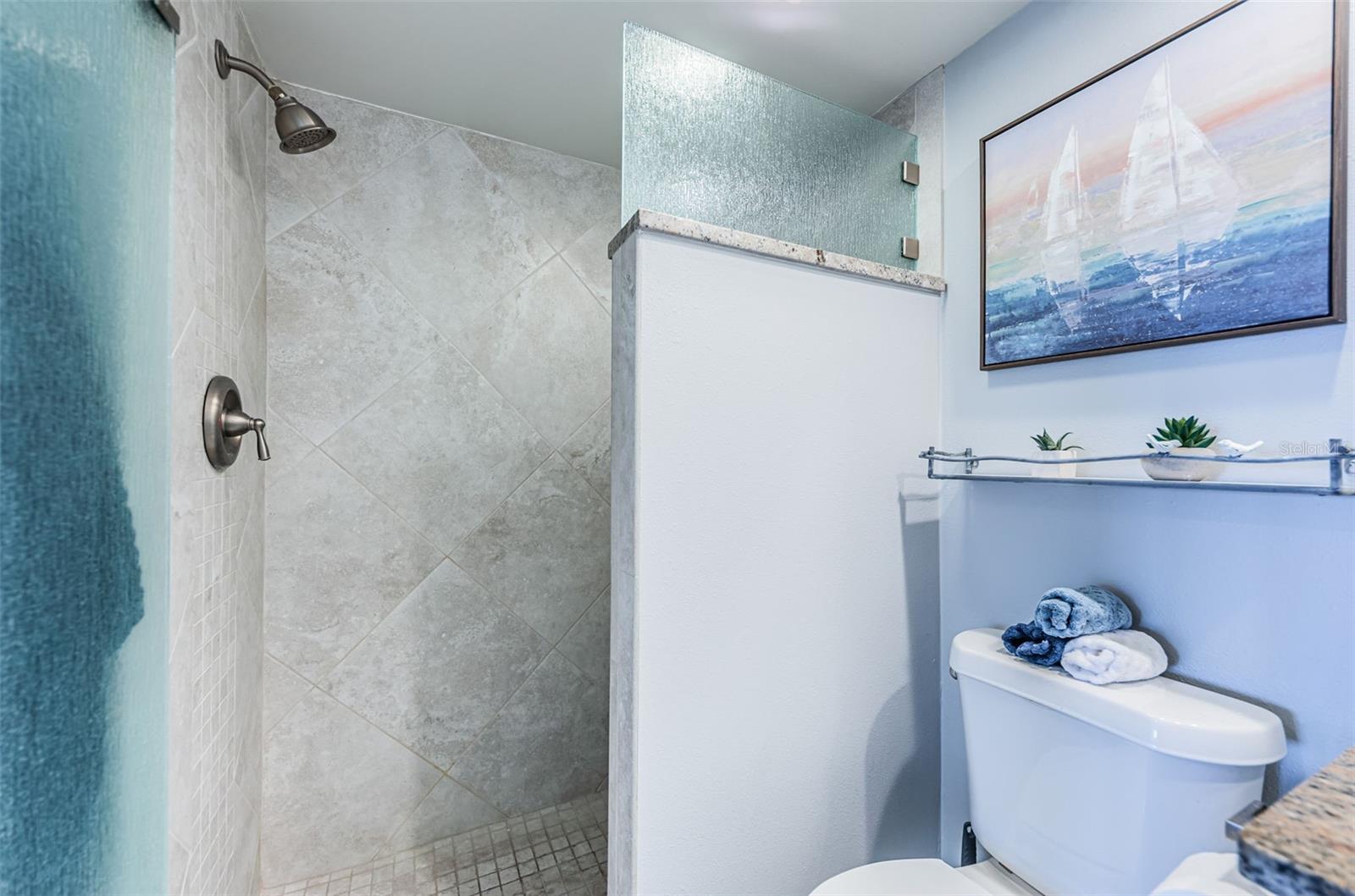 CONTINENTAL TOWERS CONDO - Residential