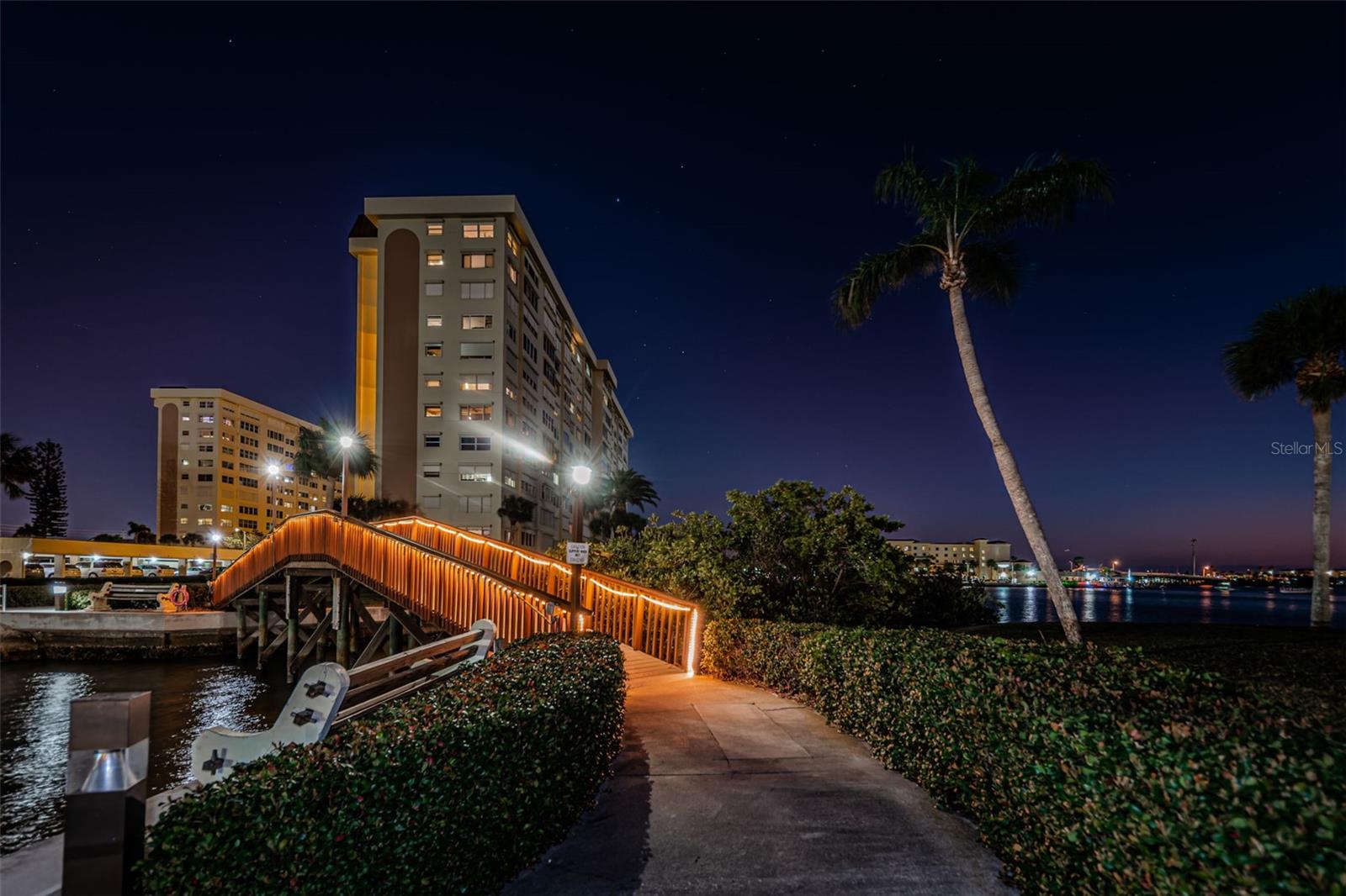 CONTINENTAL TOWERS CONDO - Residential