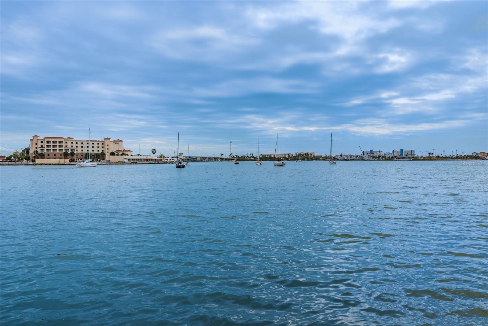 CONTINENTAL TOWERS CONDO - Residential