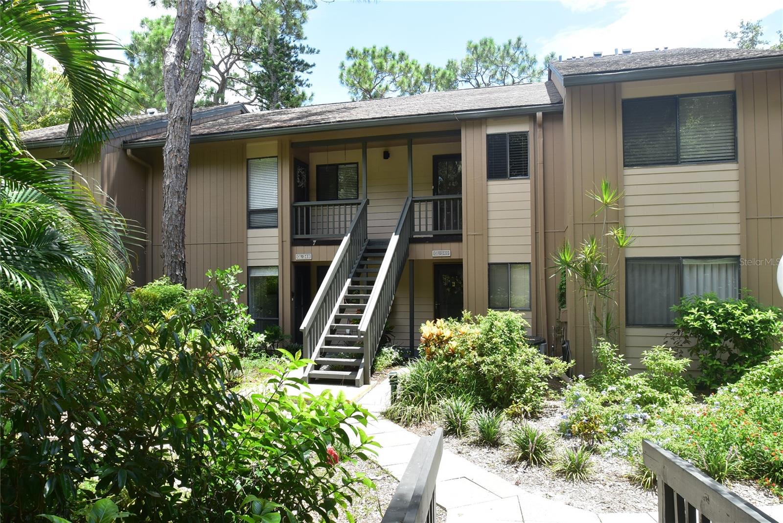 ***AVAILABLE NOW THROUGH NOVEMBER 30, 2025. Ready to escape the winter, come to Pelican Cove located in South Sarasota! One bedroom one bathroom fully furnished. Steps to one of 6 pools. First floor condo with screened-in lanai that views nature's splendor right outside your patio door! Pelican Cove is a 75-acre gated, vibrant, waterfront community nestled among manicured tropical foliage truly offering something for everyone. Abundant amenities include an 86-slip boat harbor with sailboat water, excellent rates, and a launch dock for kayaks and canoes, 6 heated swimming pools, hot tub, 3 clubhouses, 4 lighted tennis courts, shuffleboard, basketball, dog walk area, 5.5 miles of walking trails and boardwalks as well as fishing gazebos, water exercise classes, exercise facilities, 2 art studios and a pottery classroom. Take classes at Pelican Cove University or join one of the more than 37 clubs for photography, fiber art, bike riding, yoga, Tai Chi, culinary arts, and card clubs. Woodworking, sculpting and evening jazz & classical music concerts round out the active lifestyle. Pelican Cove, the ultimate adult sanctuary, continues to be recognized and win awards for its landscaping and its superior management. Minutes from SIESTA KEY BEACH, restaurants, shopping, movie theaters and culturally rich downtown Sarasota. No Smoking, No recreation vehicles/No Pickup Trucks No Pets and No Motorcycles.