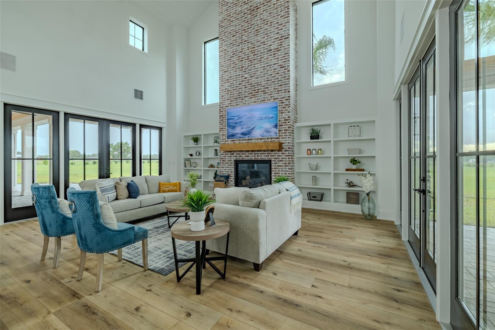 POWERLINE MINOR SUB - Residential