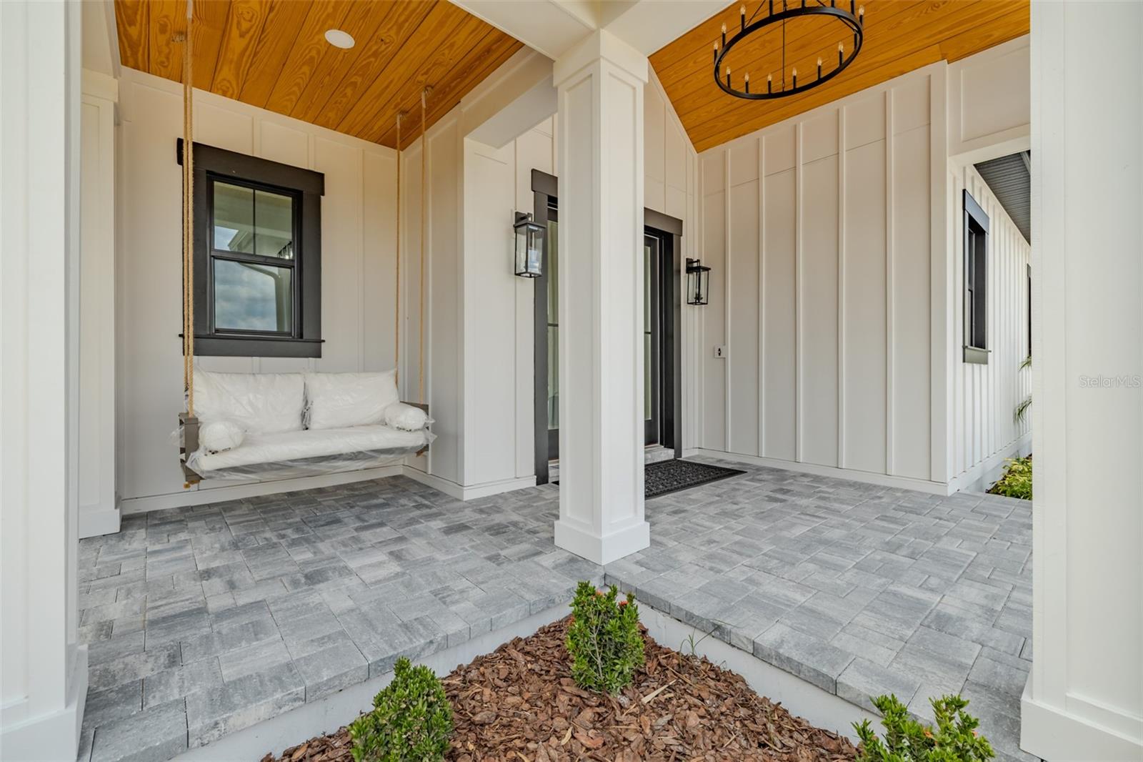 POWERLINE MINOR SUB - Residential