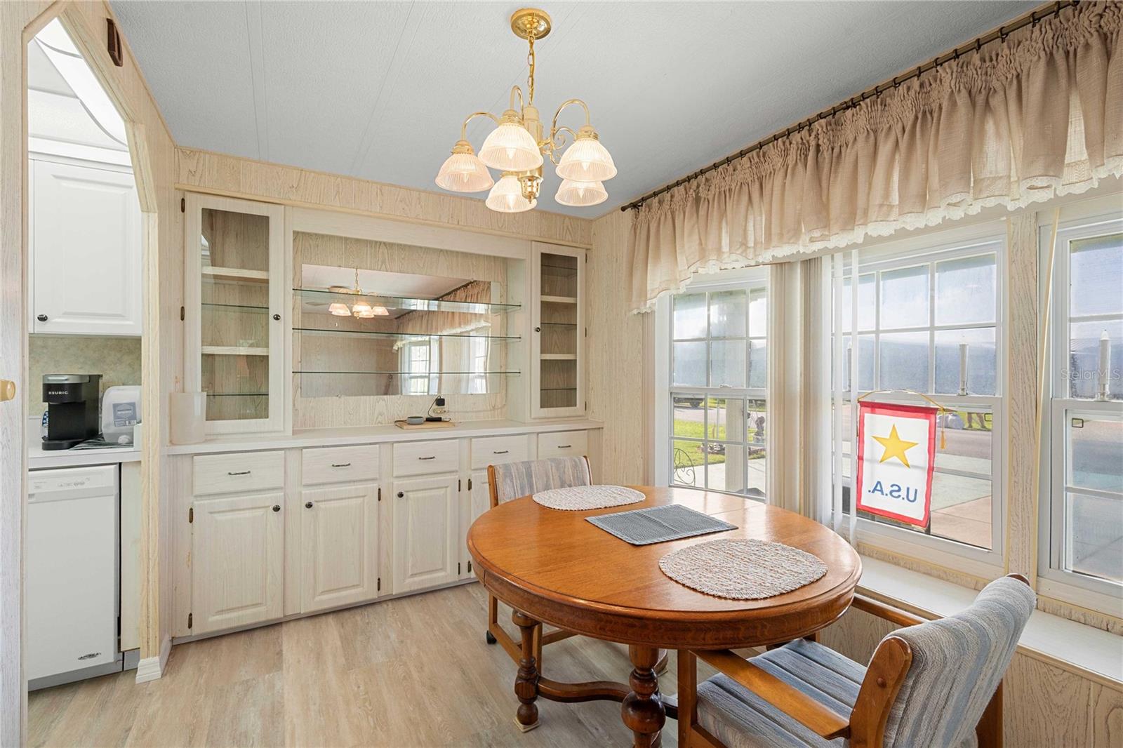 LAKE BETMAR ESTATES - Residential