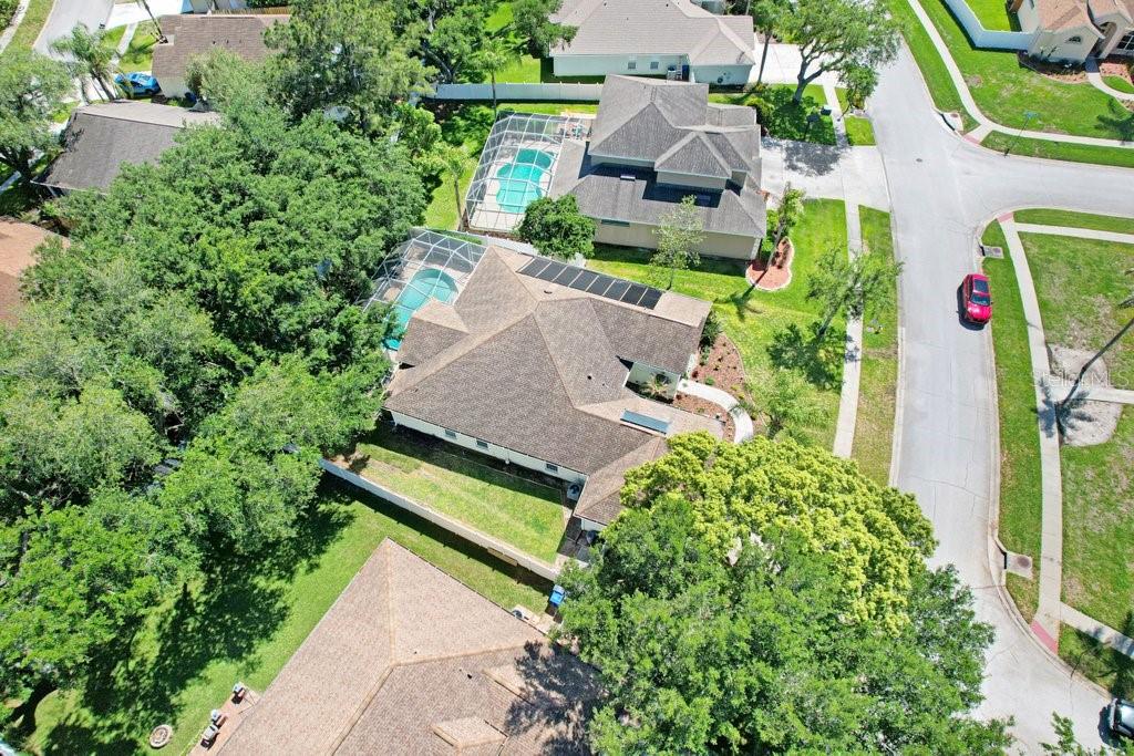 TWIN LAKES - Residential