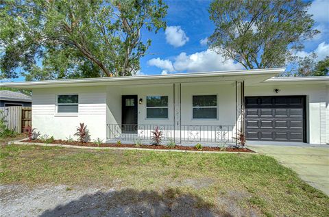 A home in SEMINOLE