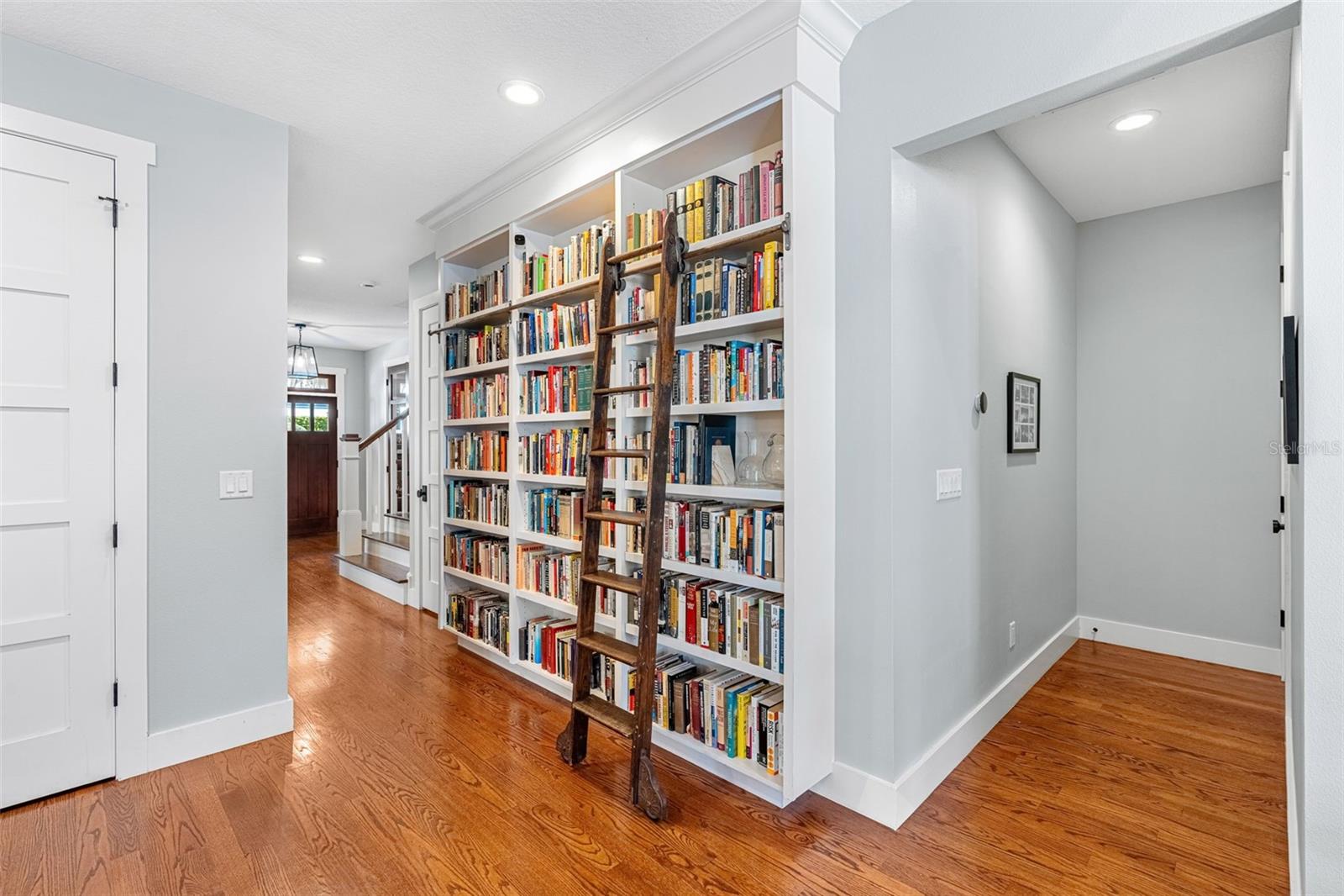 PARKLANDO #3 - Residential