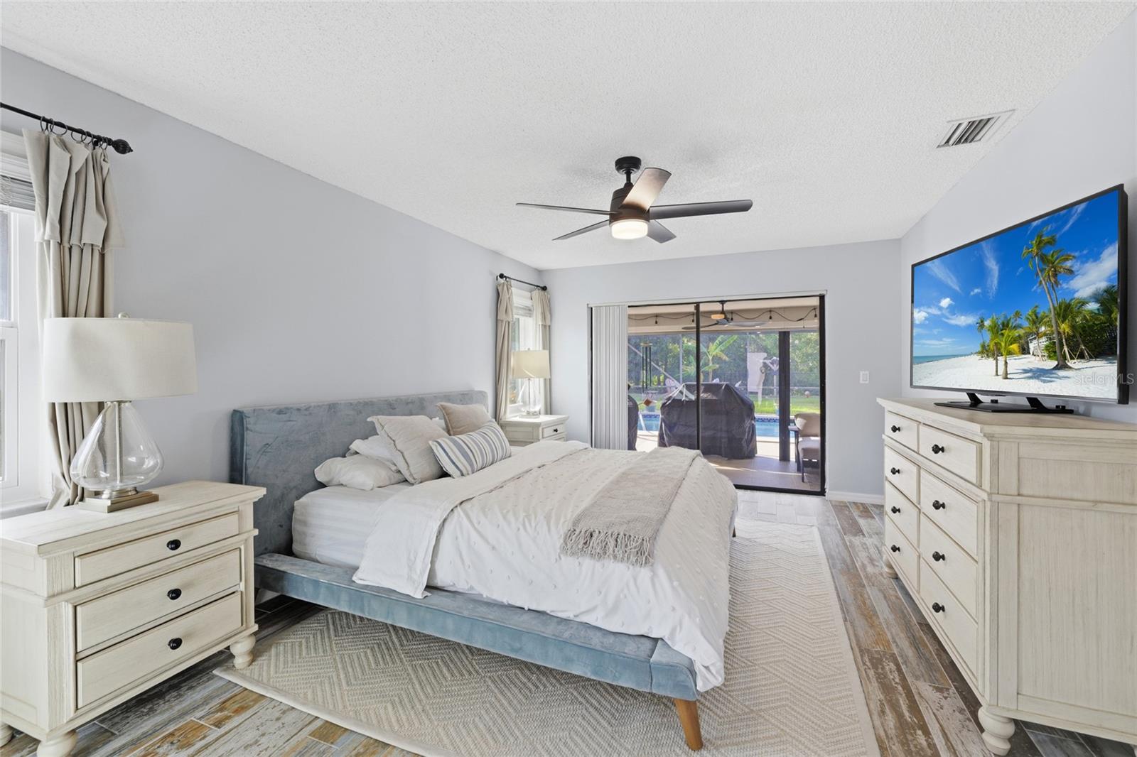 EAGLE RIDGE - Residential