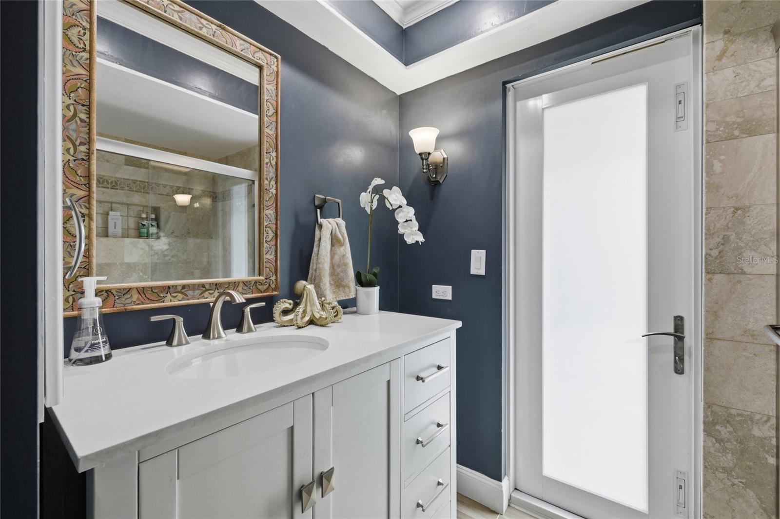 EAGLE RIDGE - Residential