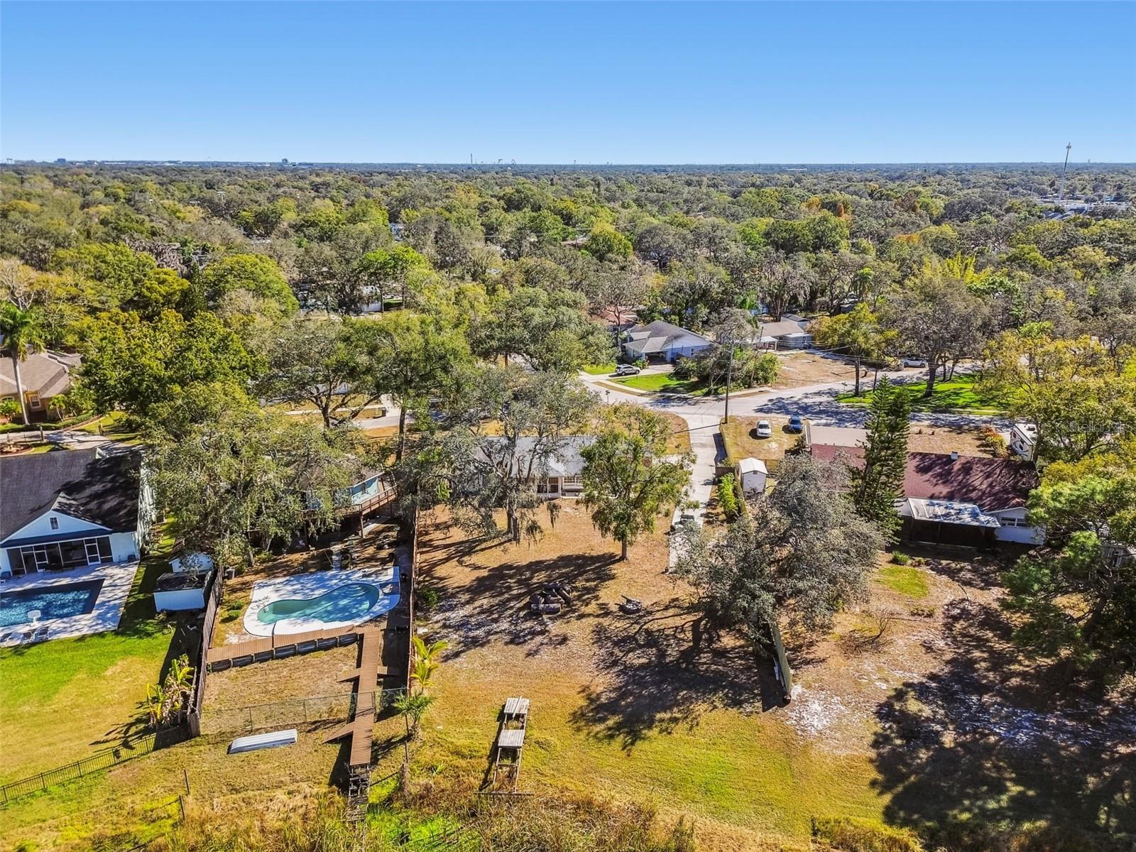 TAMPAS NORTH SIDE COUNTRY CLUB AREA UNIT - Residential