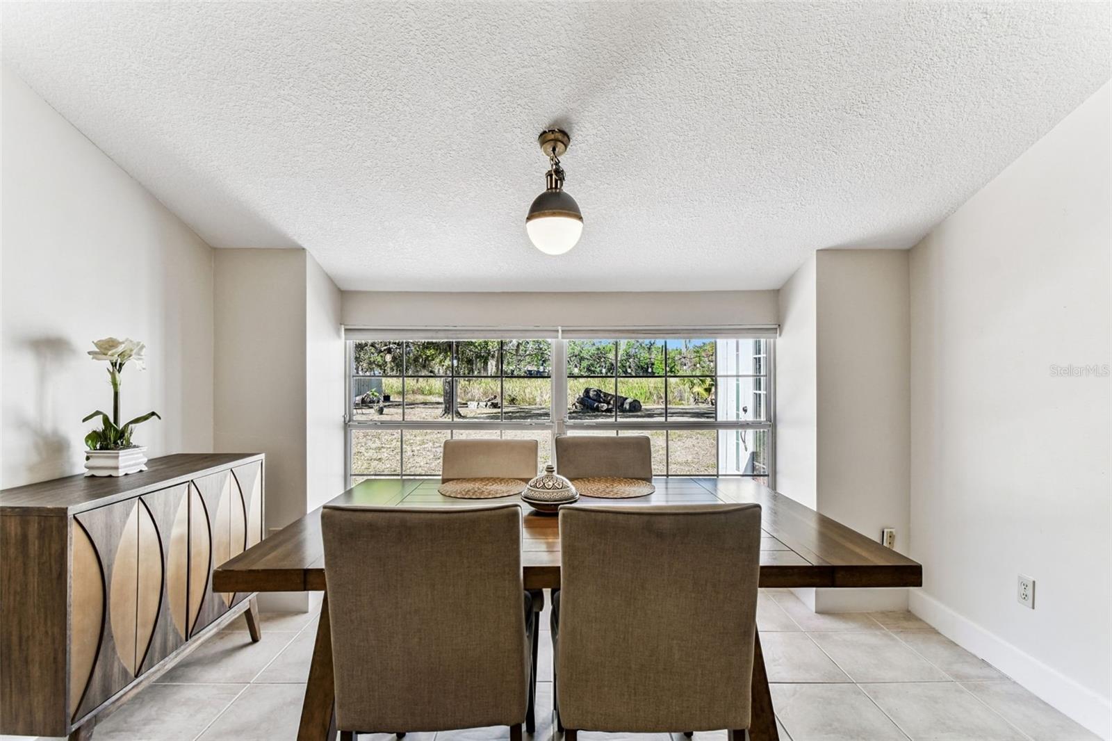 TAMPAS NORTH SIDE COUNTRY CLUB AREA UNIT - Residential