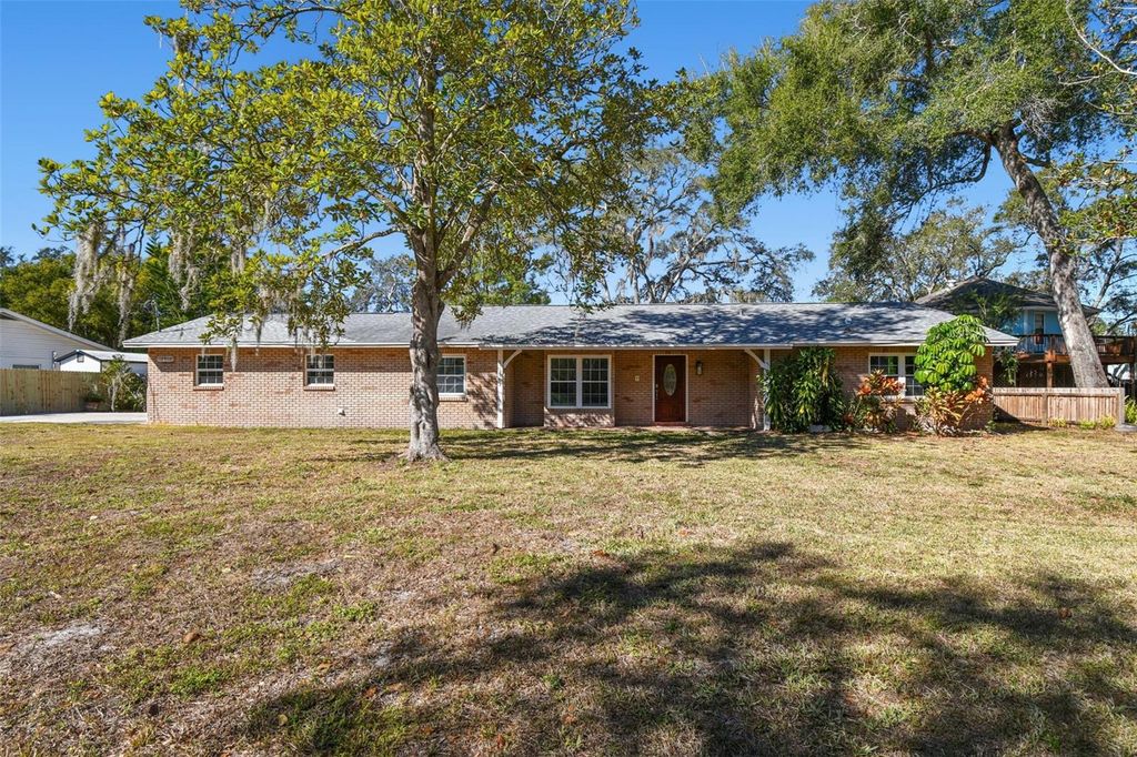 Photo of 12902 N Howard Avenue, Tampa, FL 33612 (MLS # TB8457465)