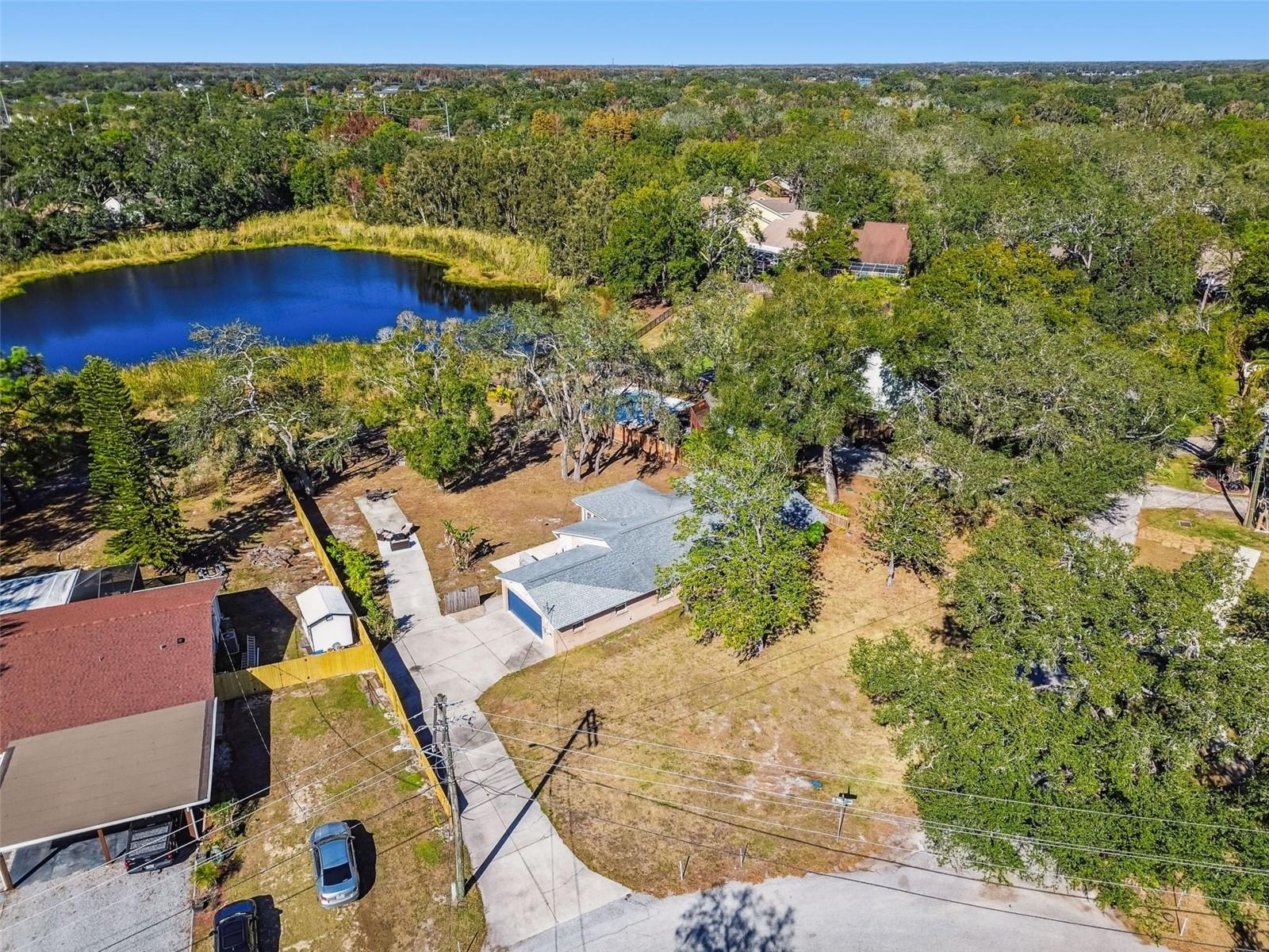 TAMPAS NORTH SIDE COUNTRY CLUB AREA UNIT - Residential