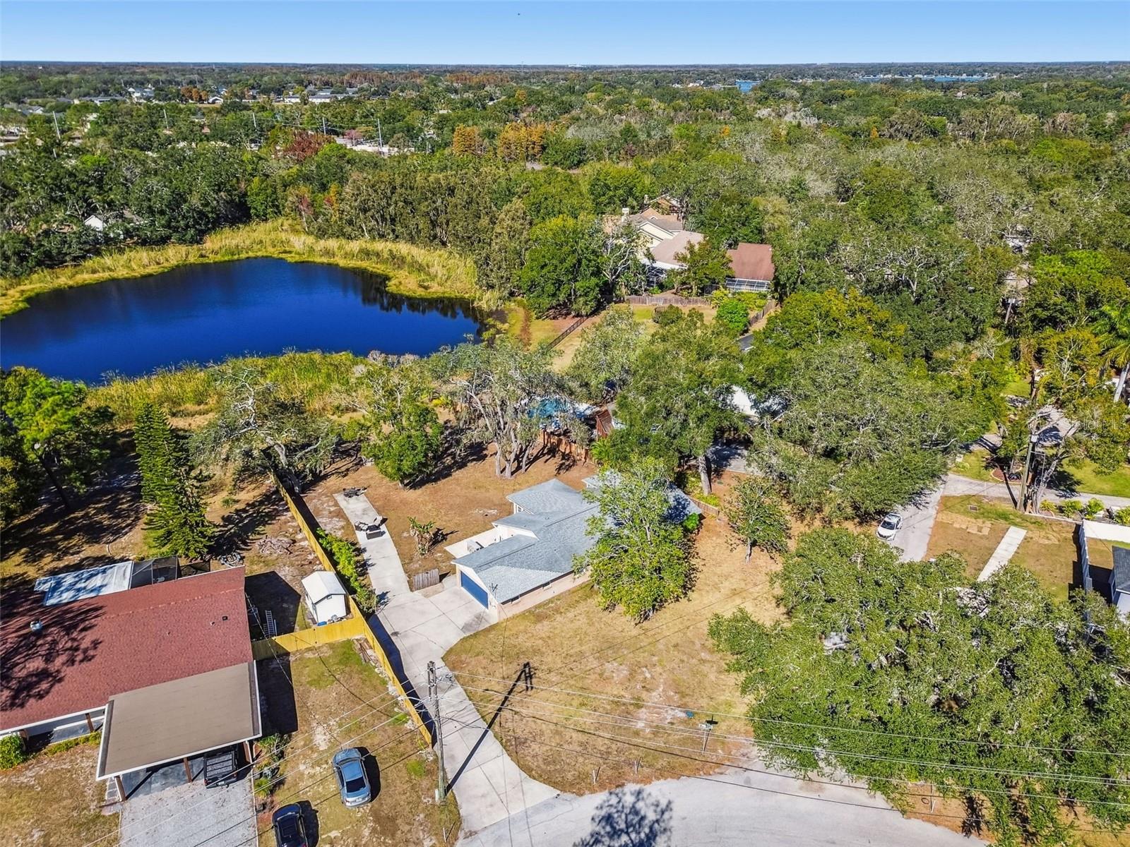 TAMPAS NORTH SIDE COUNTRY CLUB AREA UNIT - Residential