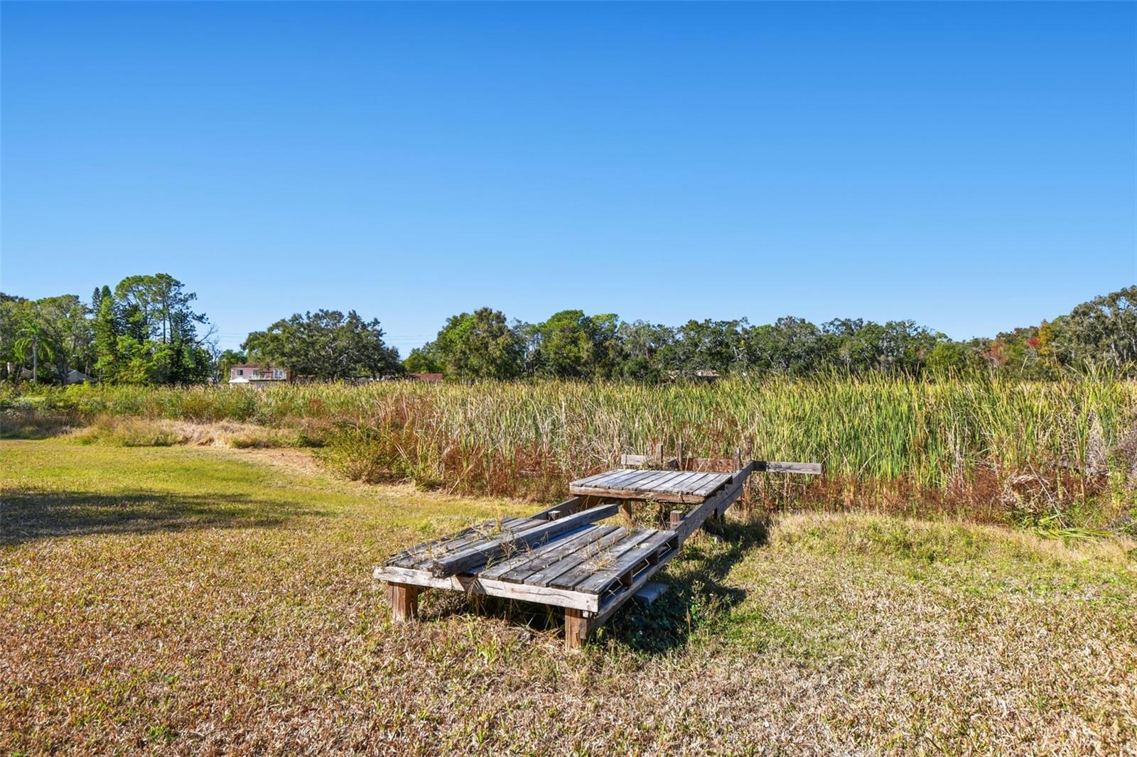 TAMPAS NORTH SIDE COUNTRY CLUB AREA UNIT - Residential