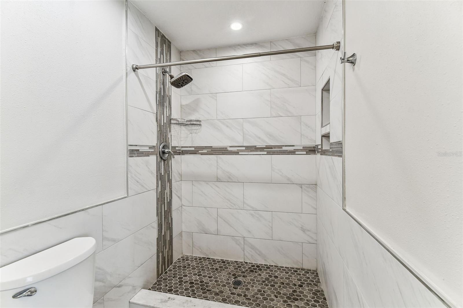 TAMPAS NORTH SIDE COUNTRY CLUB AREA UNIT - Residential